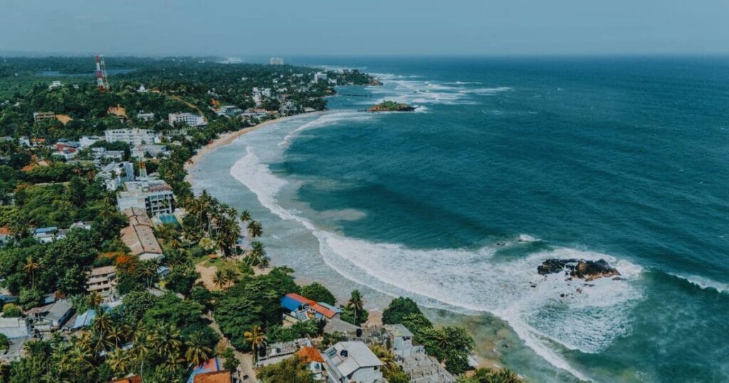 Traveling to Sri Lanka: How Clean and Tourist-Friendly Is It